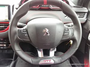 Peugeot 208 GTI