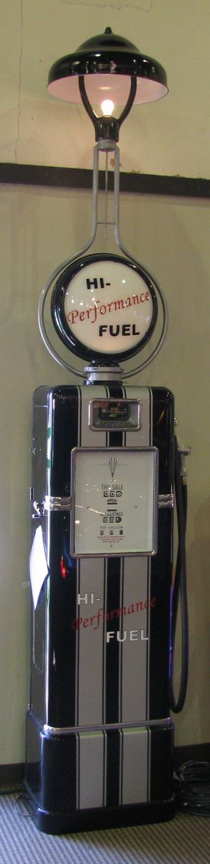 Bowser Model 585 Gas Pump with Light Pole