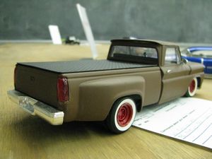 1965/1990 Chevrolet Truck Model