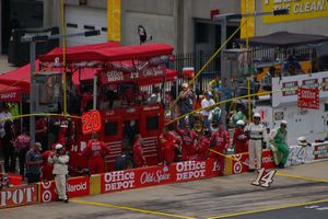 2009 Coca-Cola 600 - Stewart-Haas Racing