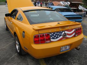 2009 Grabber Orange Ford Mustang