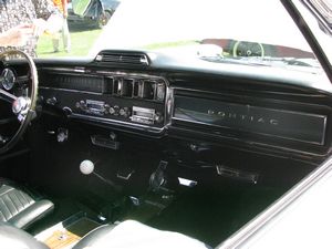 1966 Pontiac 2+2 Dashboard