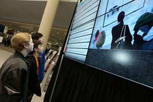 Chicago Auto Show Attendees using Social Media