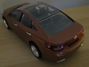 Academy Hyundai Azera Model Kit