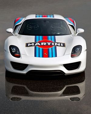 Porsche 918 Spyder in Martini Racing Colours