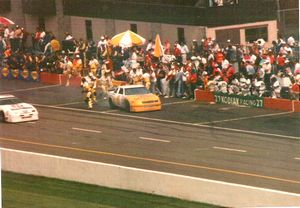 1989 Geoff Bodine Car at the 1989 Champion Spark Plug 400