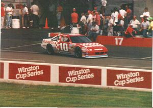 1989 Derrike Cope Car at the 1989 Champion Spark Plug 400