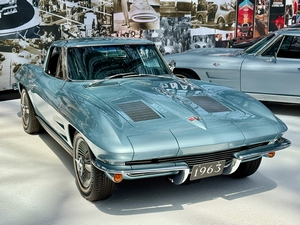1963 Chevrolet Corvette Sting Ray Split Window Coupe