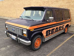 Ford Econoline 150 Chicago Bears