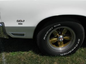 1972 Pontiac Grand Prix SSJ Hurst Wheel