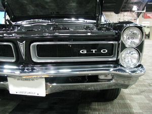 1965 GTO chrome arrowhead