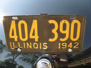1942 Illinois License Plate