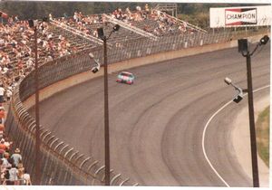 1986 Richard Petty Pontiac at the 1986 Champion Spark Plug 400