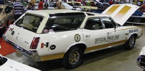 1972 Oldsmobile Vista Cruiser Indianapolis 500 Medical Director's Car